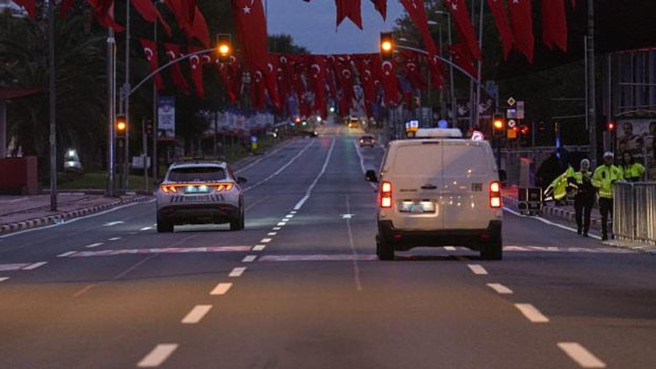 İstanbul'da bazı cadde ve yollar trafiğe kapatıldı