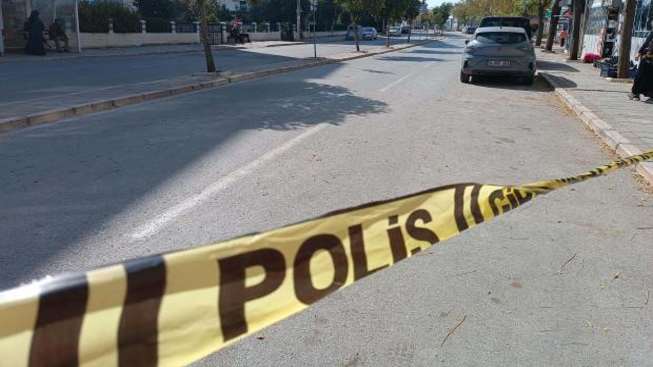 İzmir'de emekli astsubay, kardeşini &ouml;ld&uuml;rd&uuml;