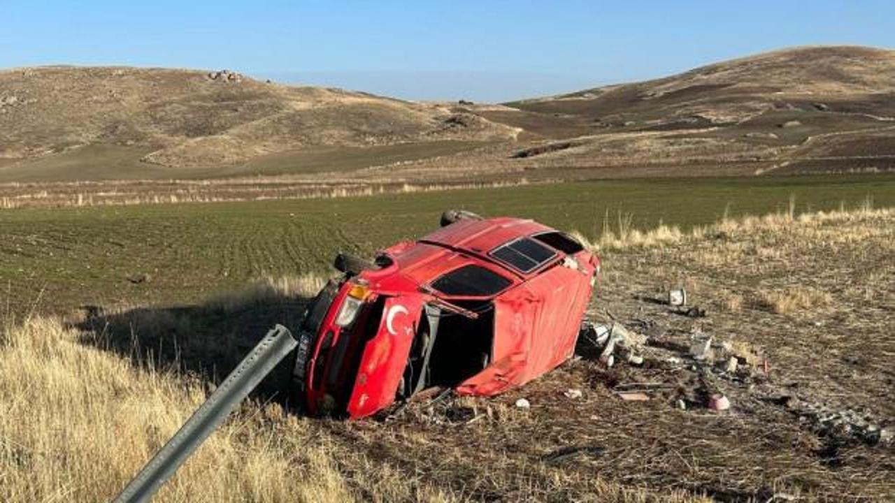 Konya'da iş&ccedil;i servisi şarampole devrildi! 6 yaralı