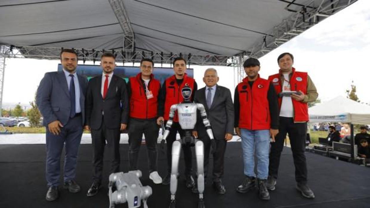 Sanayi ve Teknoloji Bakanı Kacır'dan BİLİMFEST Kayseri'ye T&uuml;rkiye birinciliği &ouml;d&uuml;l&uuml;