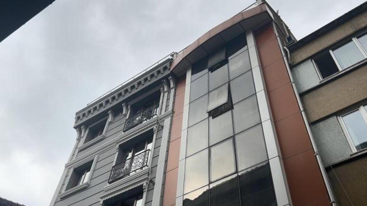 Şişli'de feci kaza: Kazakistanlı kadın d&uuml;şerek &ouml;ld&uuml;