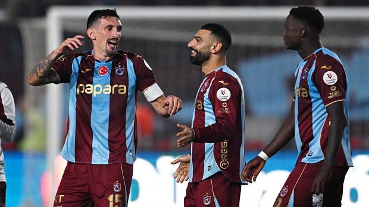 Trabzonspor'dan galibiyetin ardından Beşiktaş'a g&ouml;ndermeli paylaşımlar!