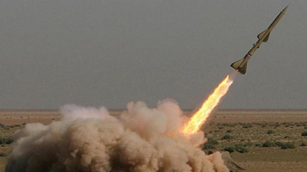 Yemen'de askeri eğitim kampına saldırı: En az 50 &ouml;l&uuml;!