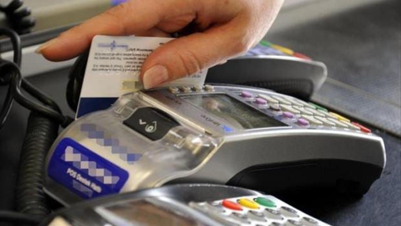 Kredi kartı kullananlara kritik uyarı! Bor&ccedil;tan kurtulmanın yolunu uzmanı a&ccedil;ıkladı