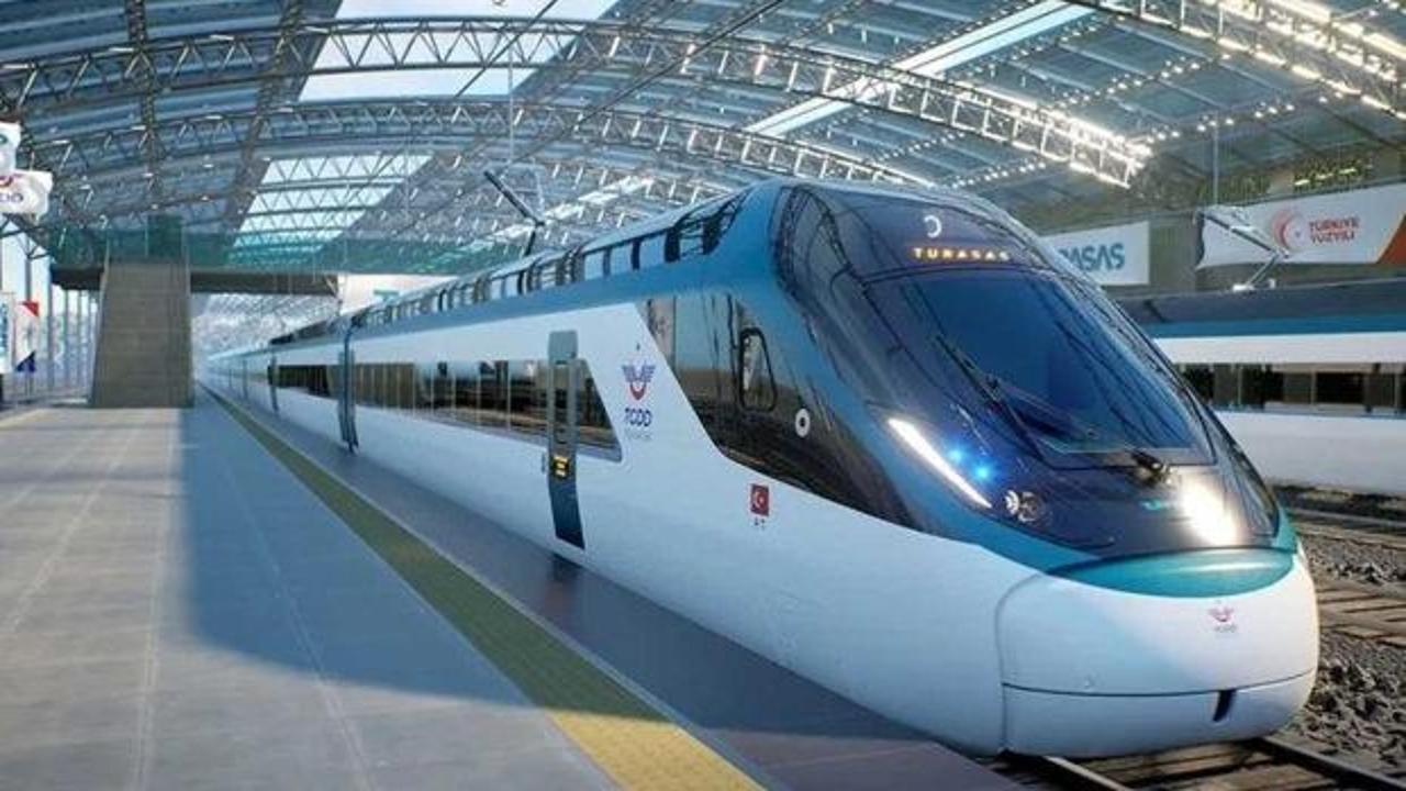 Bakan Uraloğlu m&uuml;jdeyi verdi: &Uuml;&ccedil; ile daha hızlı tren hattı geliyor