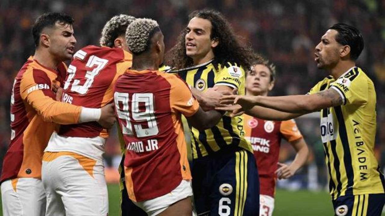'B&ouml;yle derbi oynanmaz kardeşim' diyen İlker Yağcıoğlu, 2 soru sordu ve isyan etti! 