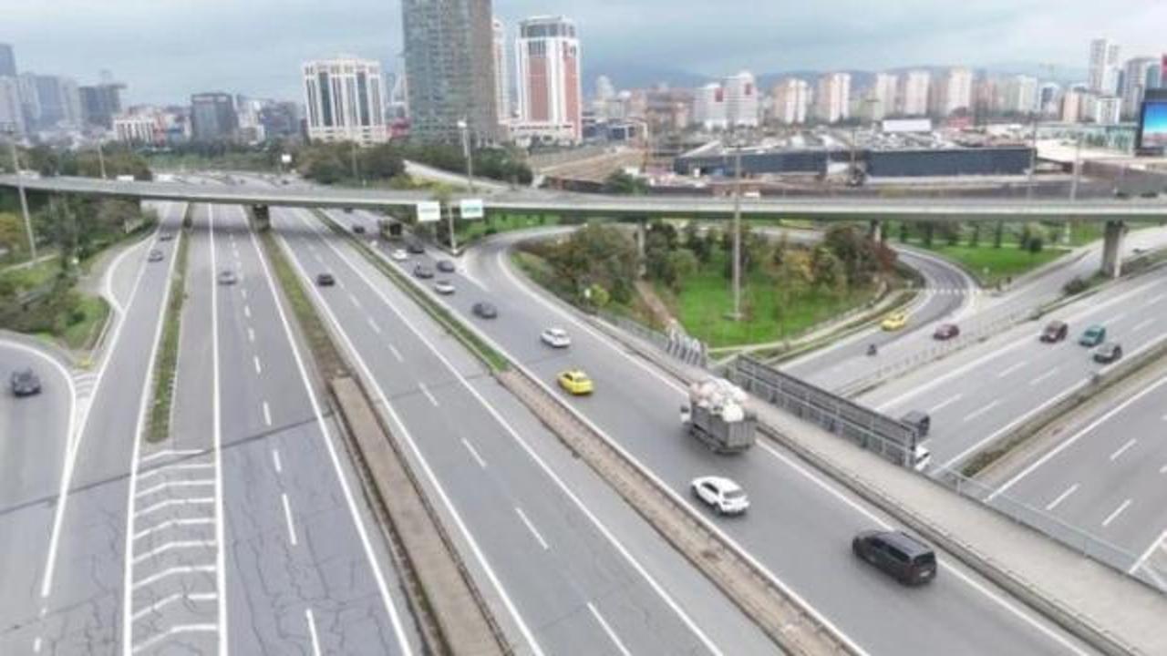 İstanbul'da alışılmış manzara değişti! 29 Ekim'de yollar boş kaldı