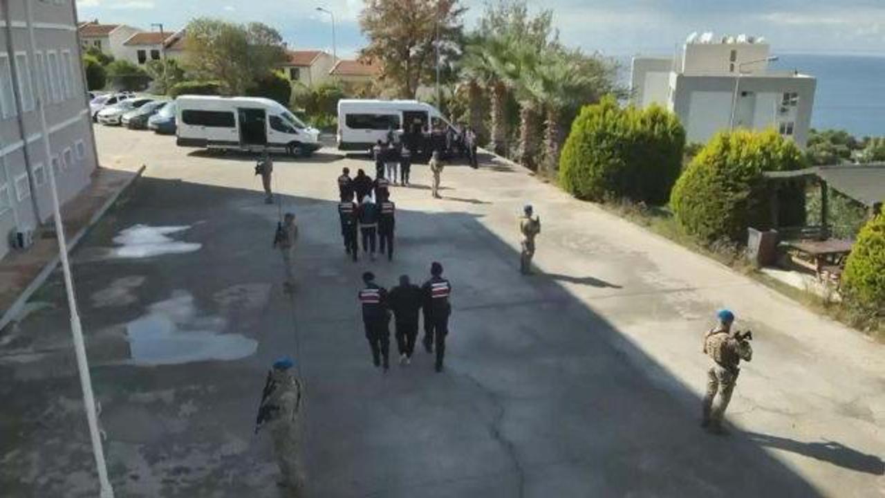 Kuşadası'nda uyuşturucu operasyon: 45 g&ouml;zaltı