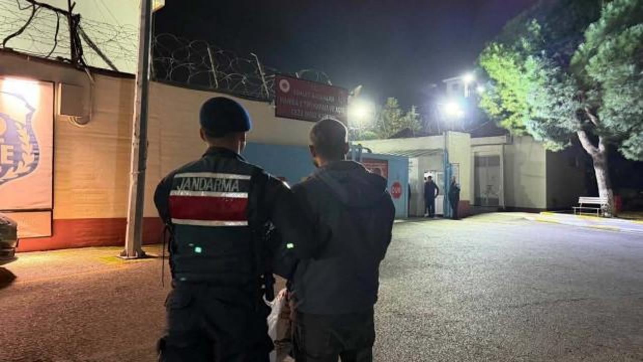 Manisa'da firari h&uuml;k&uuml;ml&uuml;y&uuml; jandarma yakaladı