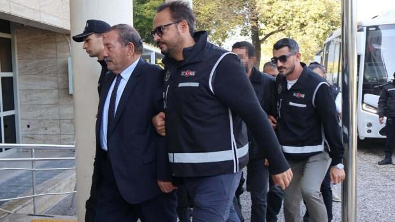 Milas Belediye Başkanlığı g&ouml;revinden uzaklaştırılan Topuz, başka cezaevine nakledildi