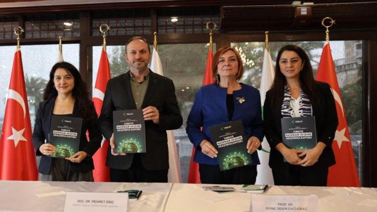 Yeşilay'dan yeni rapor! Bağımlılığın g&ouml;r&uuml;nmeyen y&uuml;z&uuml;n&uuml; ele aldılar