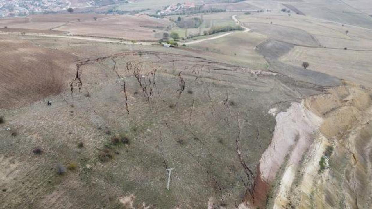 Yozgat'ta korkutan hareketlilik: Valilikten a&ccedil;ıklama geldi! 4 bin 875 alanı etkiledi