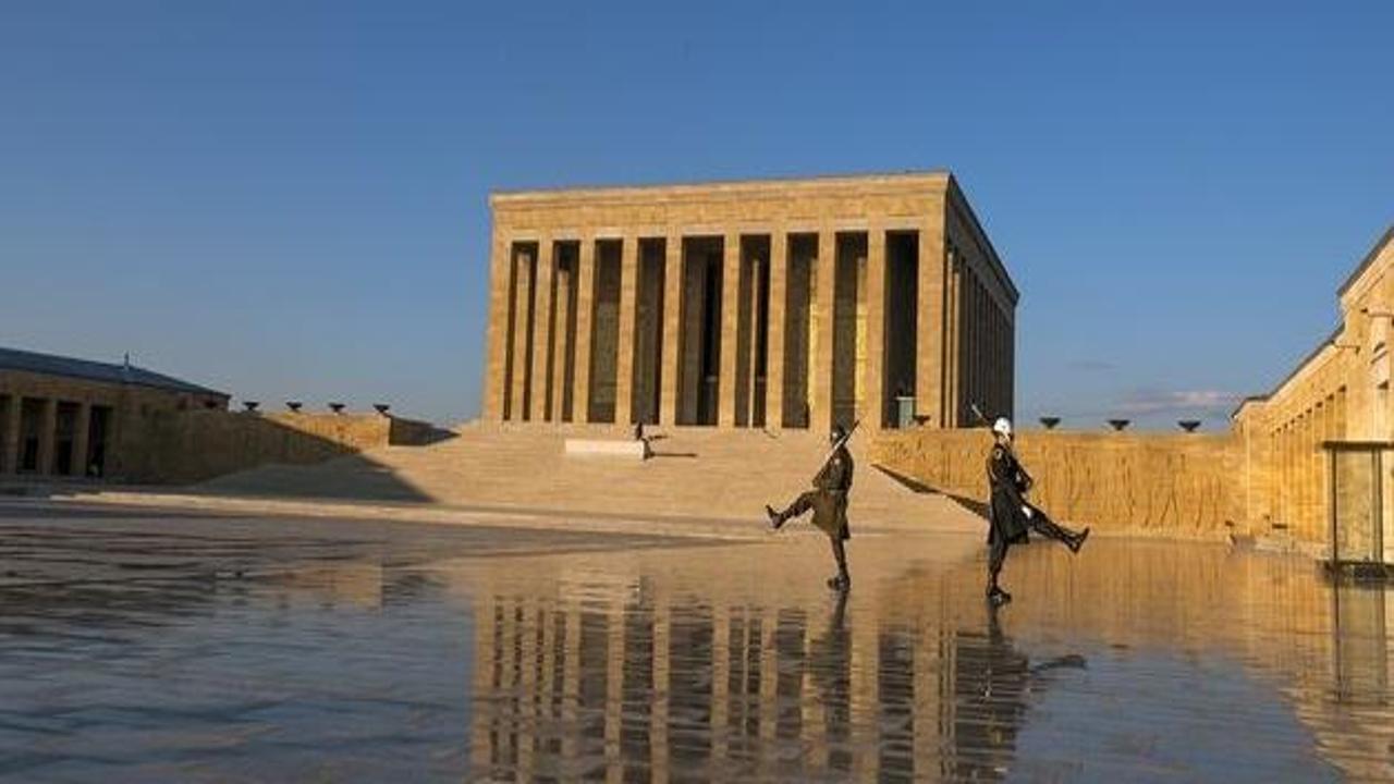 23 Nisan'da Anıtkabir çok farklı