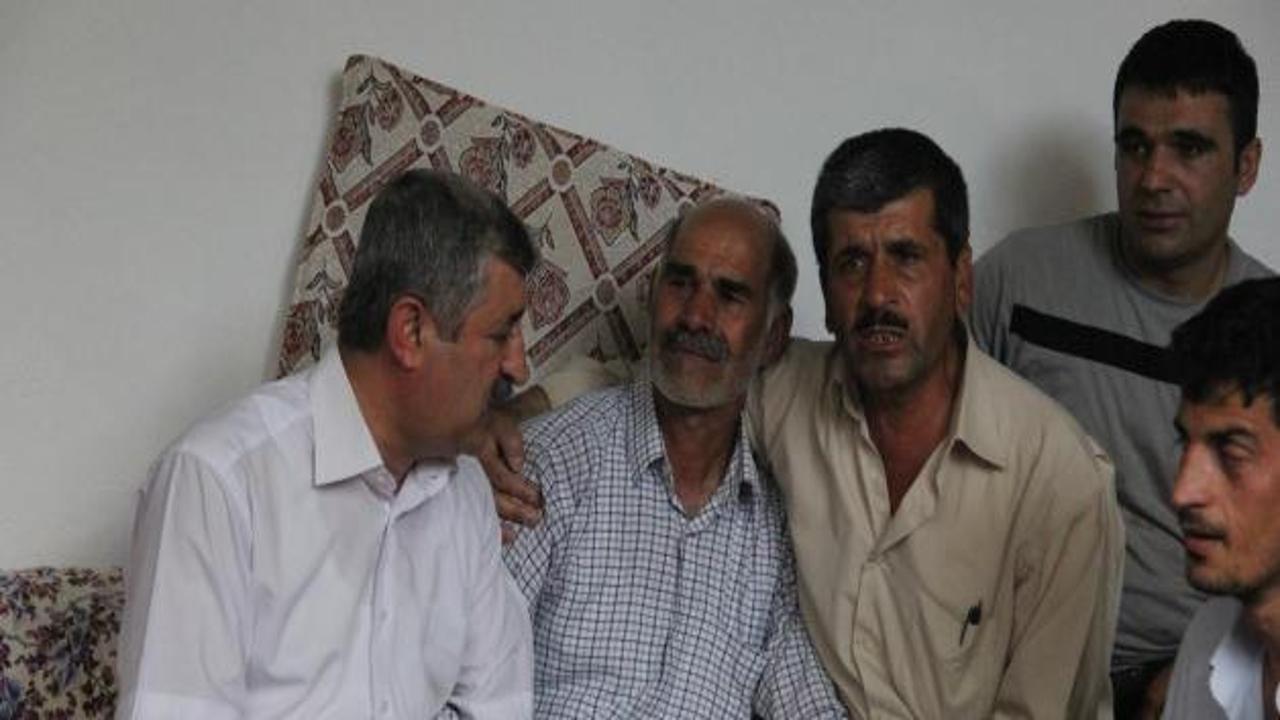 Malatya Valisi Kamçı, şehit ailesini ziyaret etti
