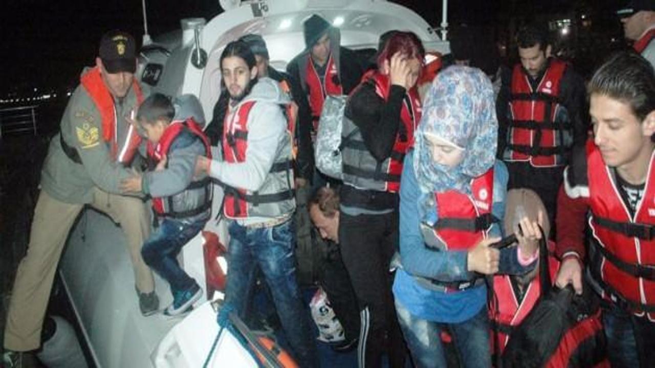 33 kaçak göçmen ölümden döndü