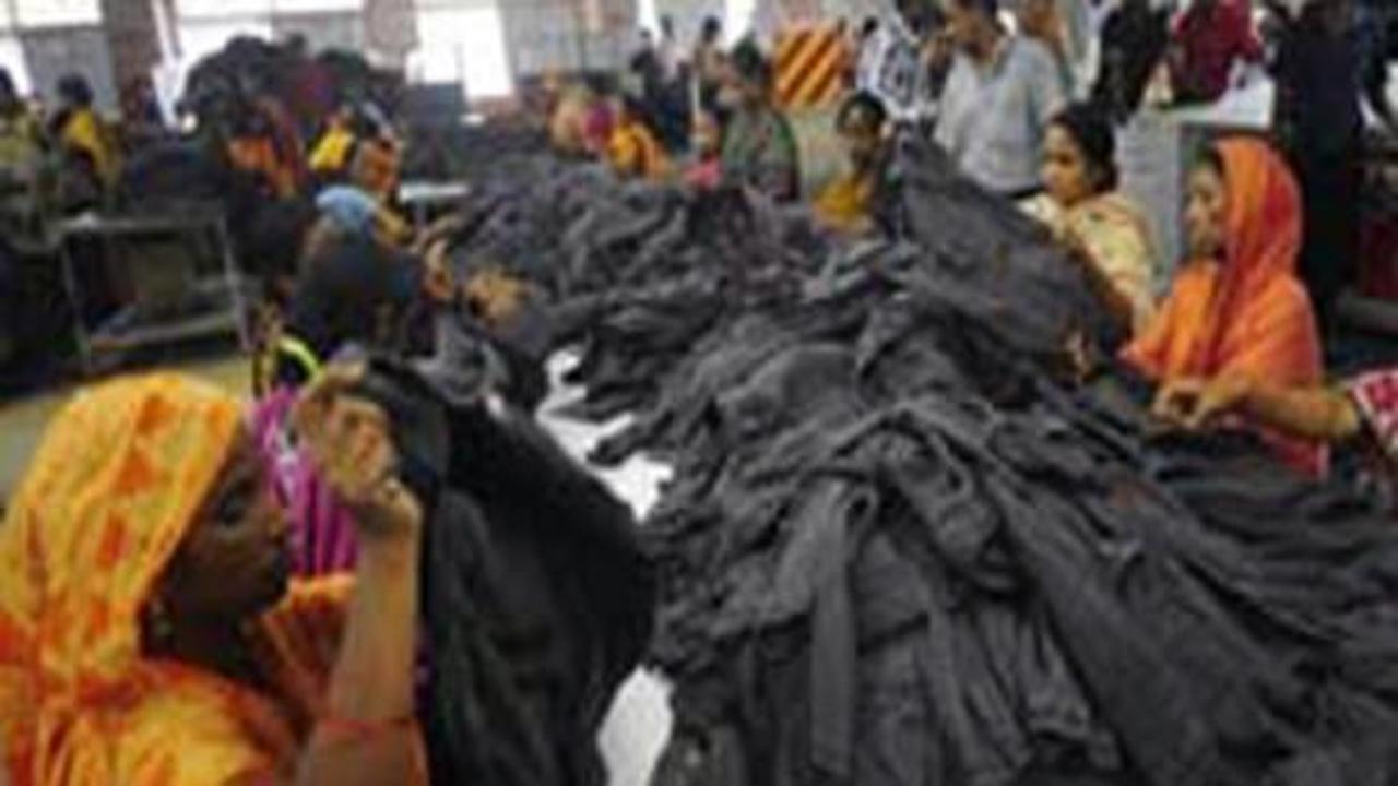 450 tekstil işçisi görev başında rahatsızlandı
