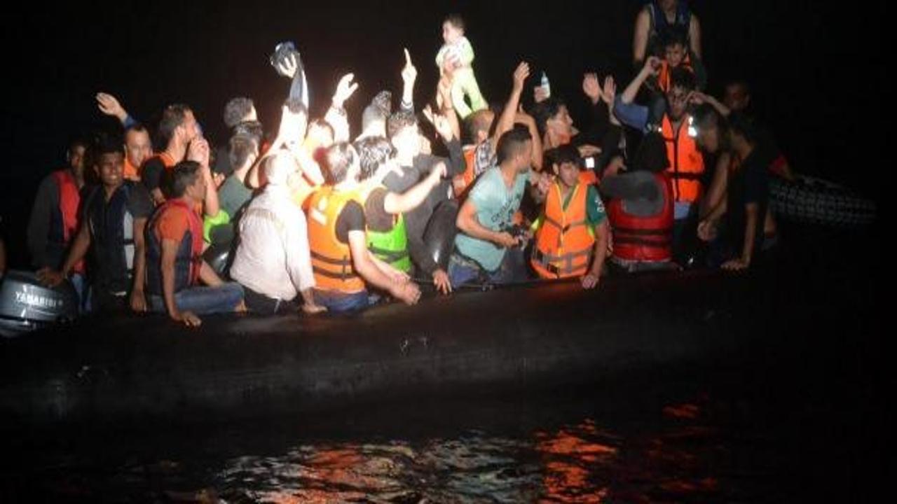 Ege Denizi'nde bin 876 kaçak kurtarıldı