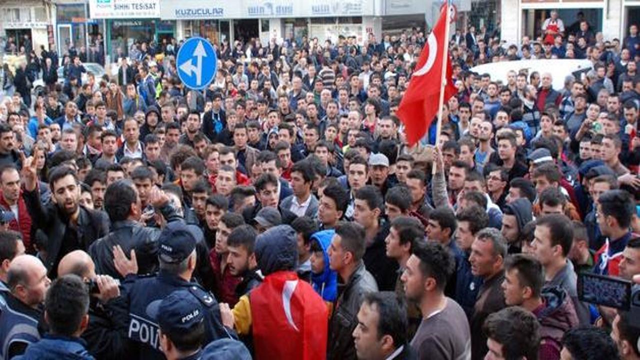 5 bin kişi HDP binasına yürüdü!