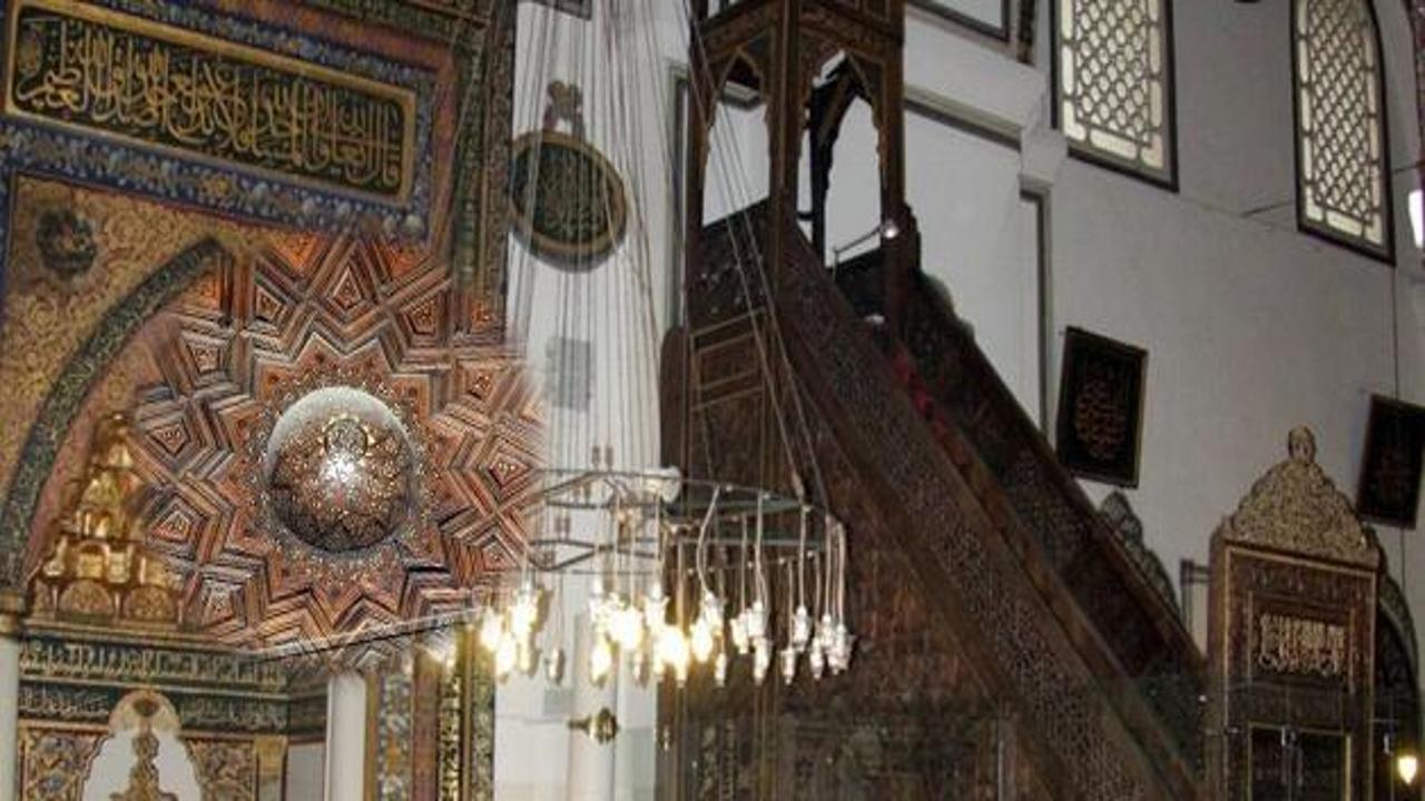 D&uuml;nyanın haberi yokken biz minbere işlemişiz!