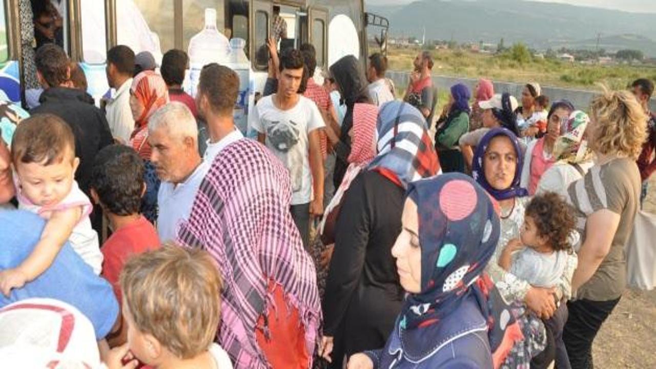 AK Parti'den Suriyelilere yardım