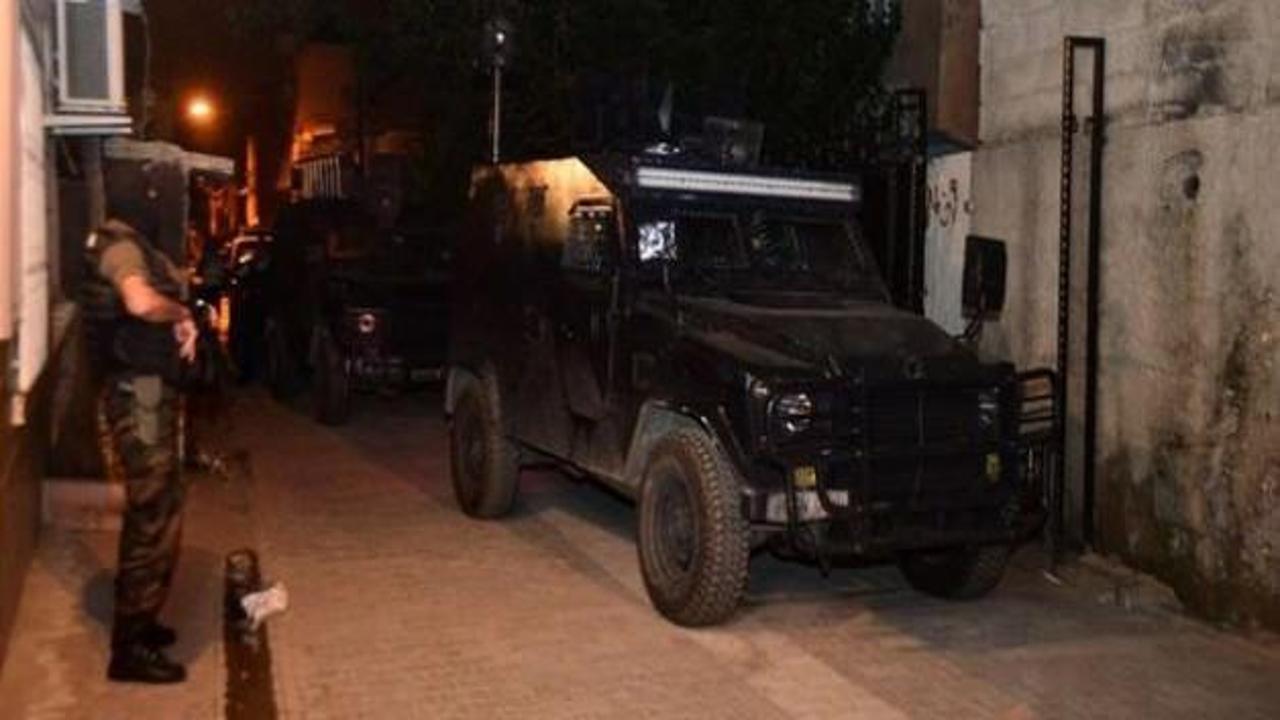 Adana'da şafak operasyonu: 5 gözaltı 