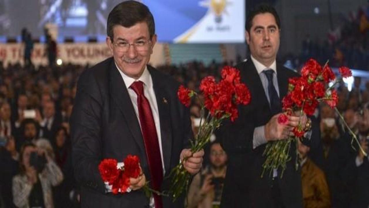 Davutoğlu'ndan Kılıçdaroğlu'na ilk tebrik