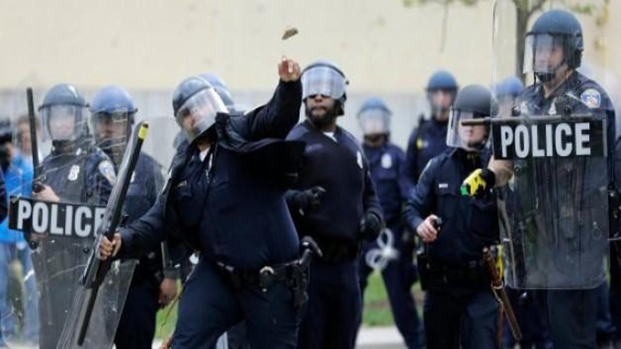 Baltimore'da 5 polis hakkında tutuklama kararı