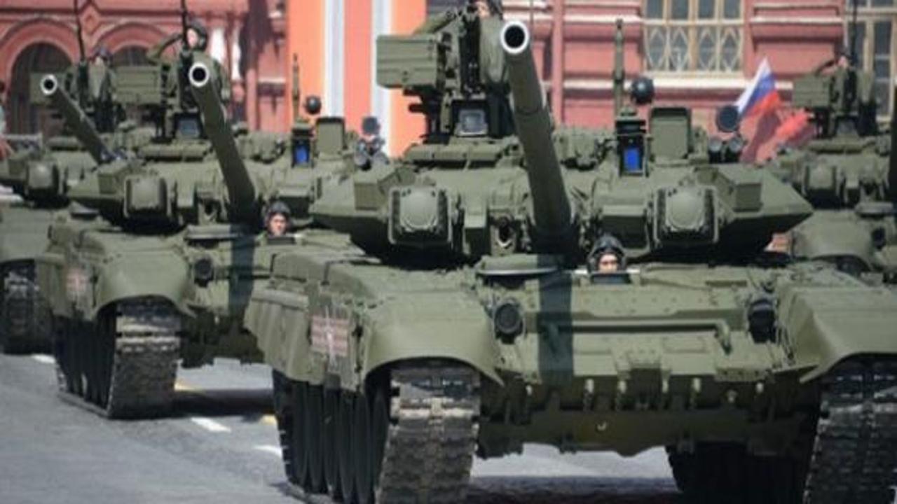 ABD: Rus tankları Lazkiye'ye geldi