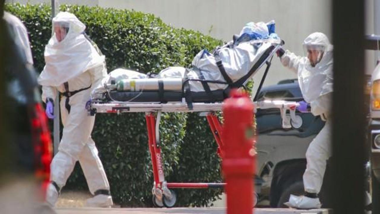 Ebola'dan ölenlerin sayısı 5 bine yaklaştı