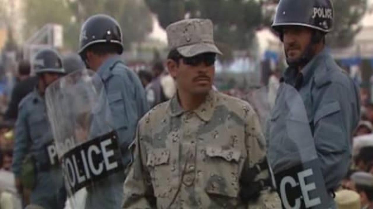 Afganistan'da polis dehşet saçtı