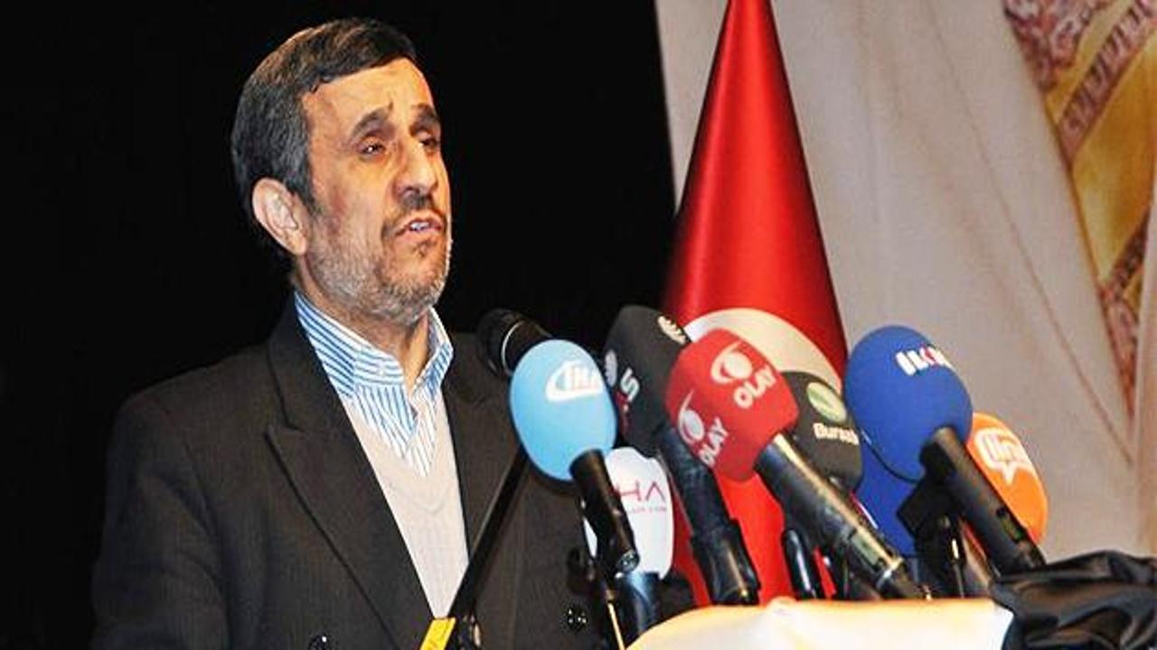 Ahmedinejad Türkçe şiir okudu