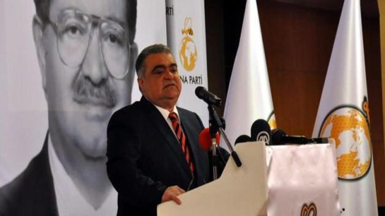 Ahmet Özal yeni partisini tanıttı