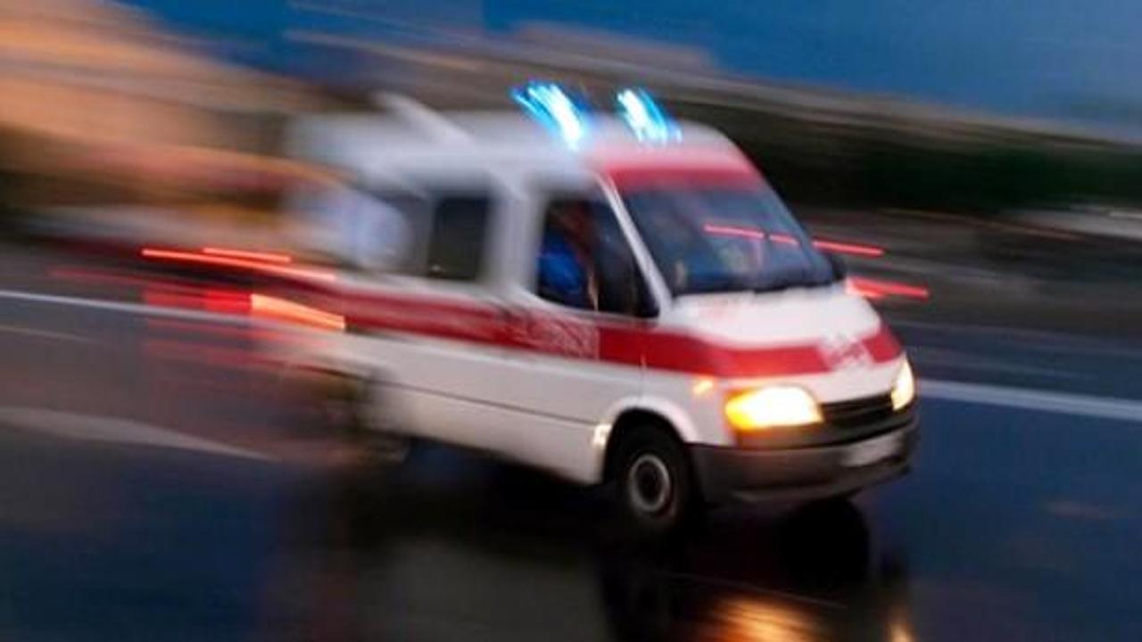 Bingöl'de yolcu minibüsü devrildi: 17 yaralı