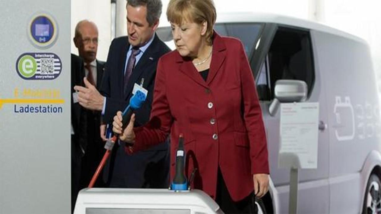 Almanya elektrikli otomobili tartışıyor