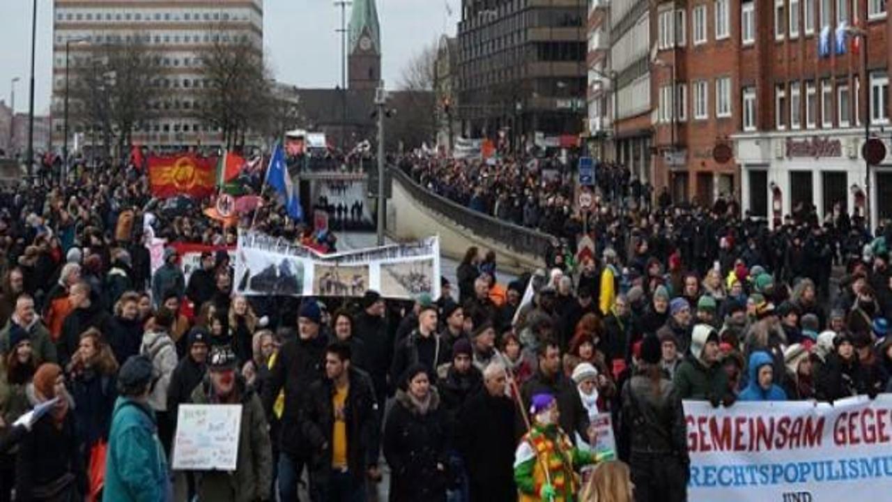 Almanya'da PEGIDA karşıtı gösteri