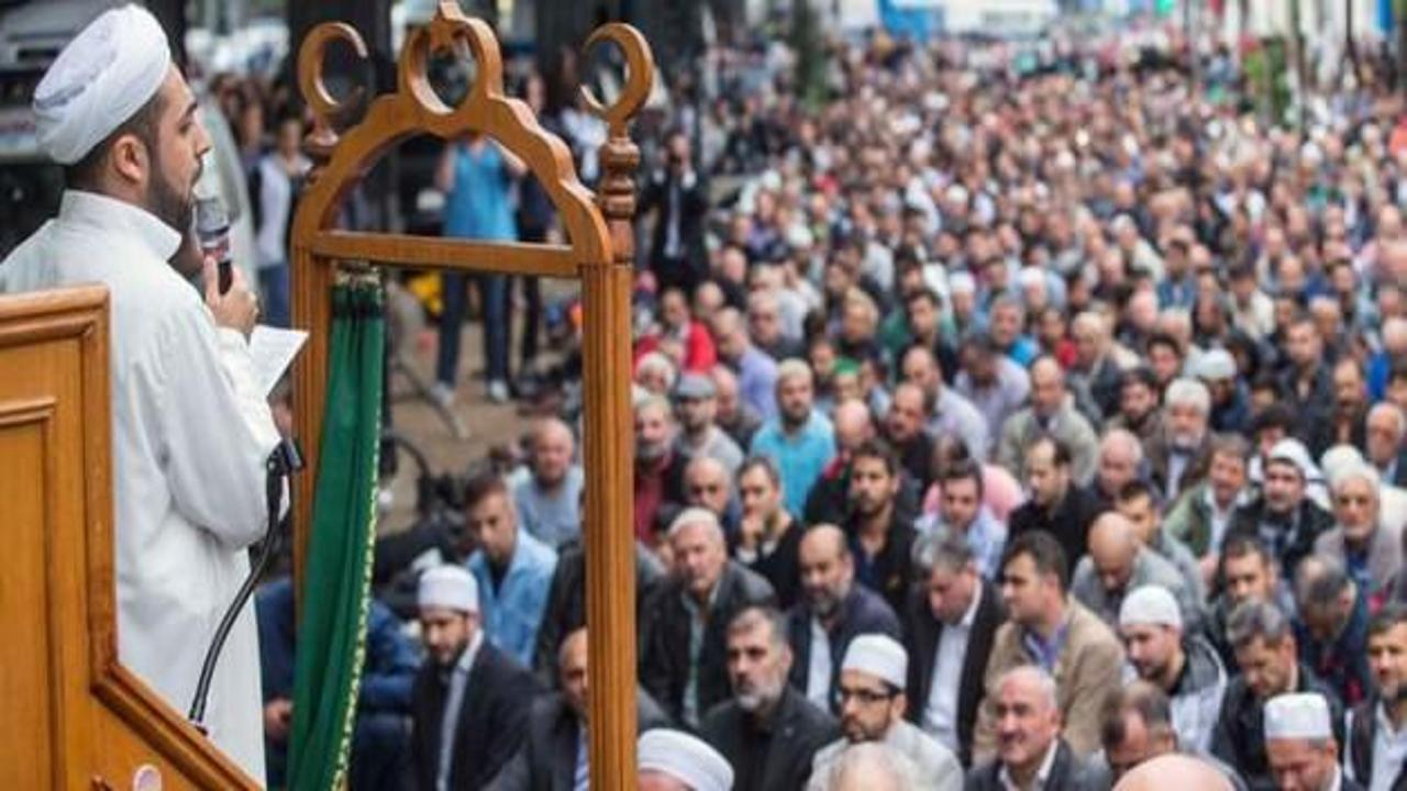 Almanya'daki camilerde şiddete karşı ortak tavır