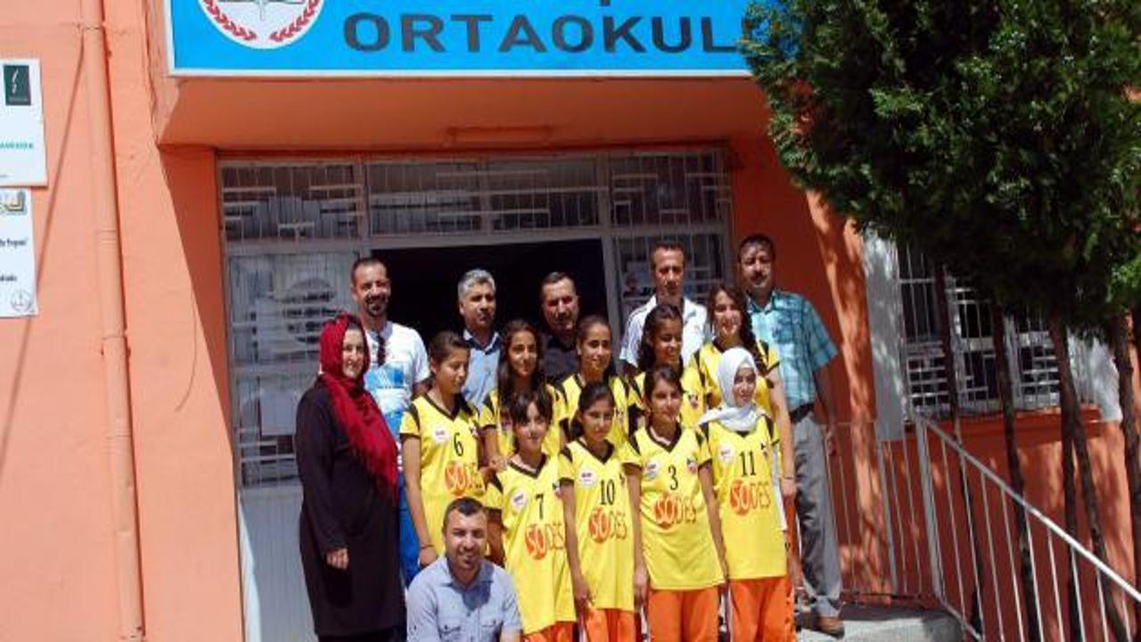 Altınşehir Ortaokulu Türkiye 5.'si oldu