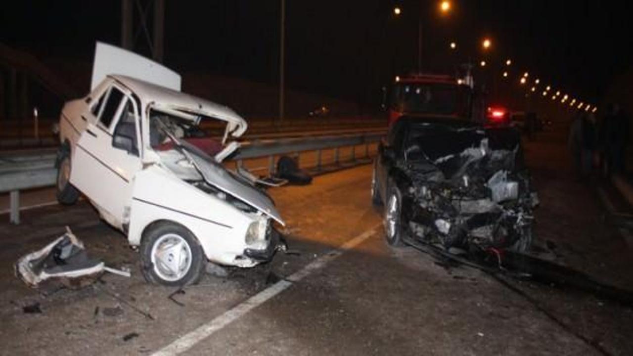 Amasya'da iki otomobil çarpıştı: 1 ölü, 3 yaralı