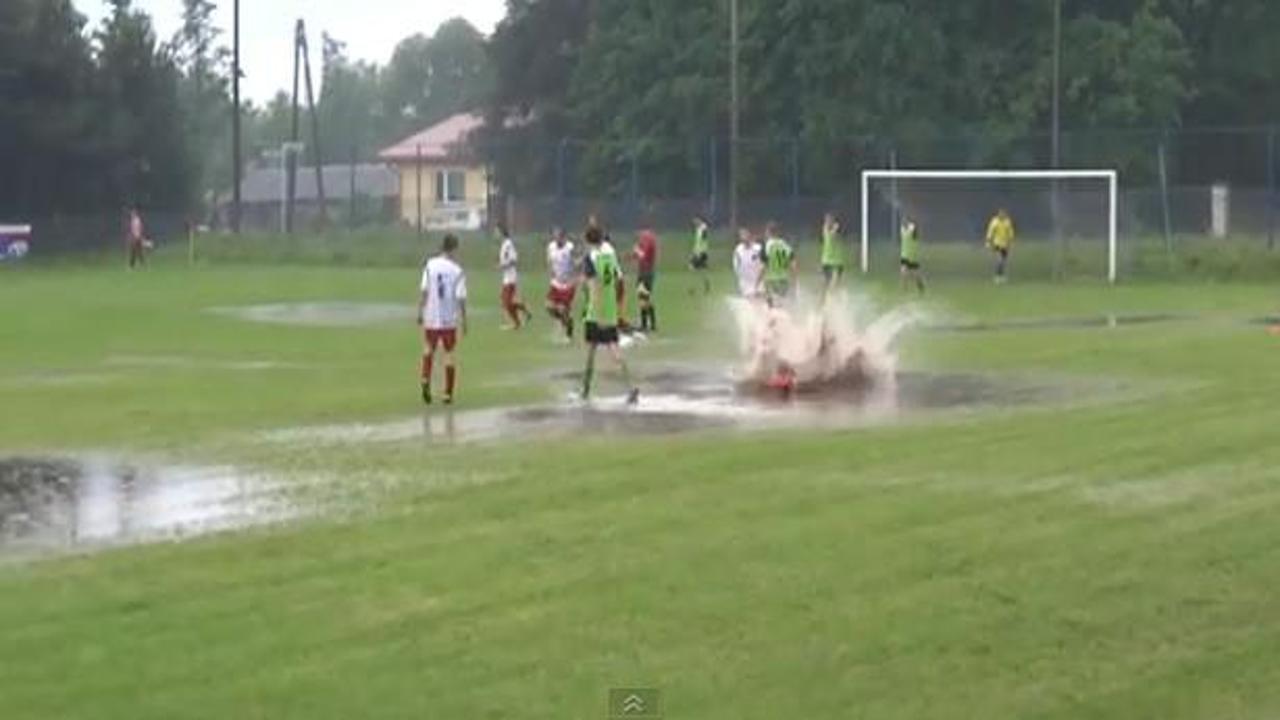 Amat&ouml;r ma&ccedil;ta sıra dışı gol sevinci!