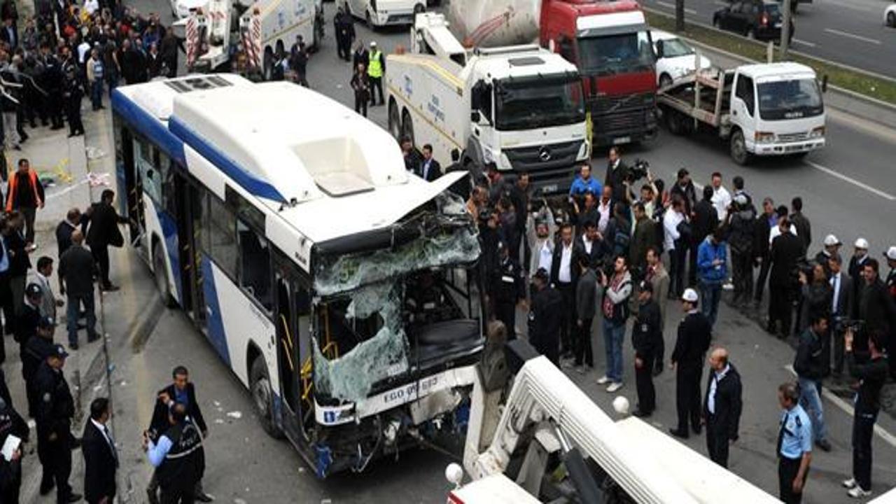 Ankara'da halk otobüsü kaza yaptı: 3 ölü