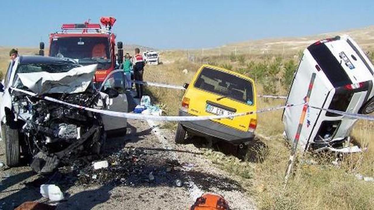 Antalya'daki feci kazada ölü sayısı 7'ye çıktı