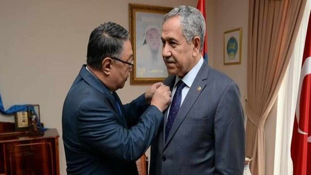 Arınç'a Moğolistan dostluk madalyası 