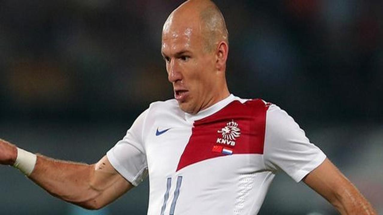 Arjen Robben neden çekiniyor?