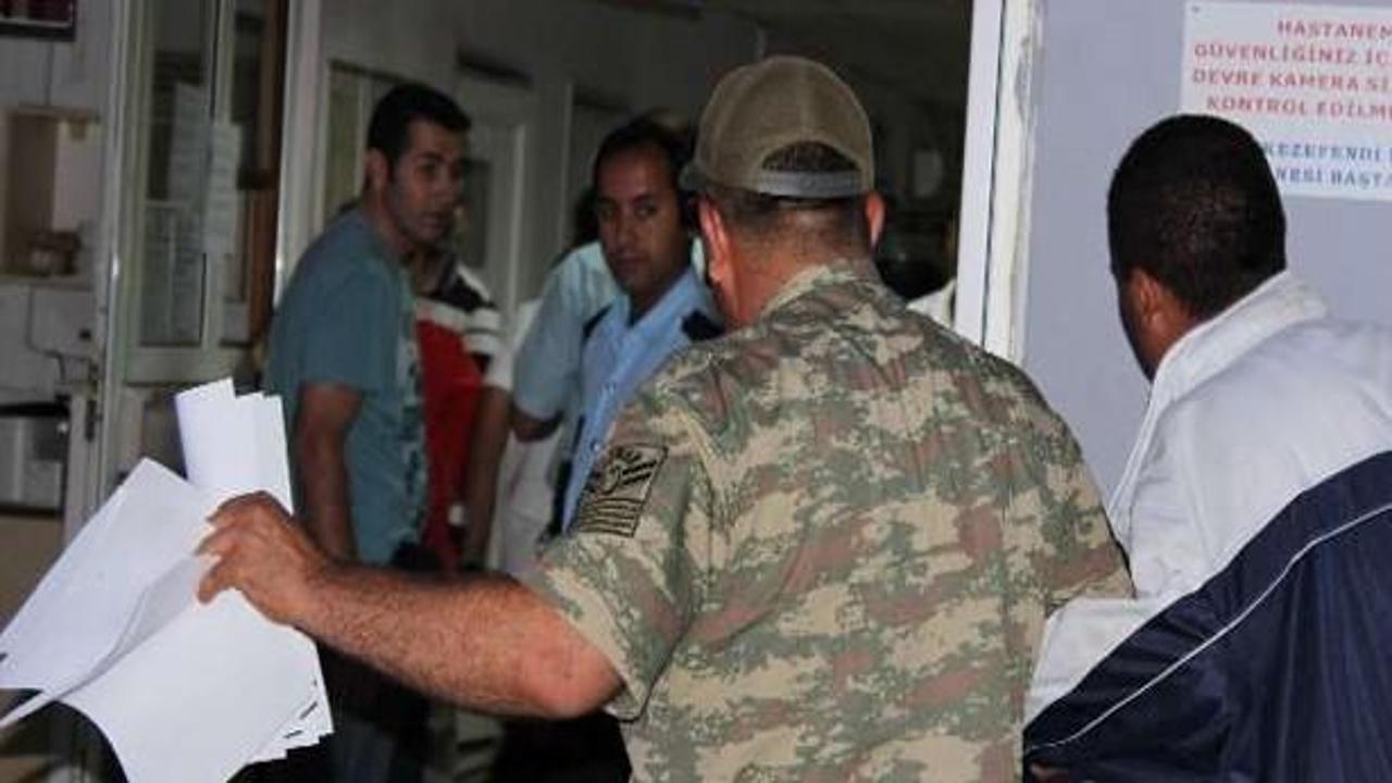 Asker 'yanlışlıkla' kendini vurdu