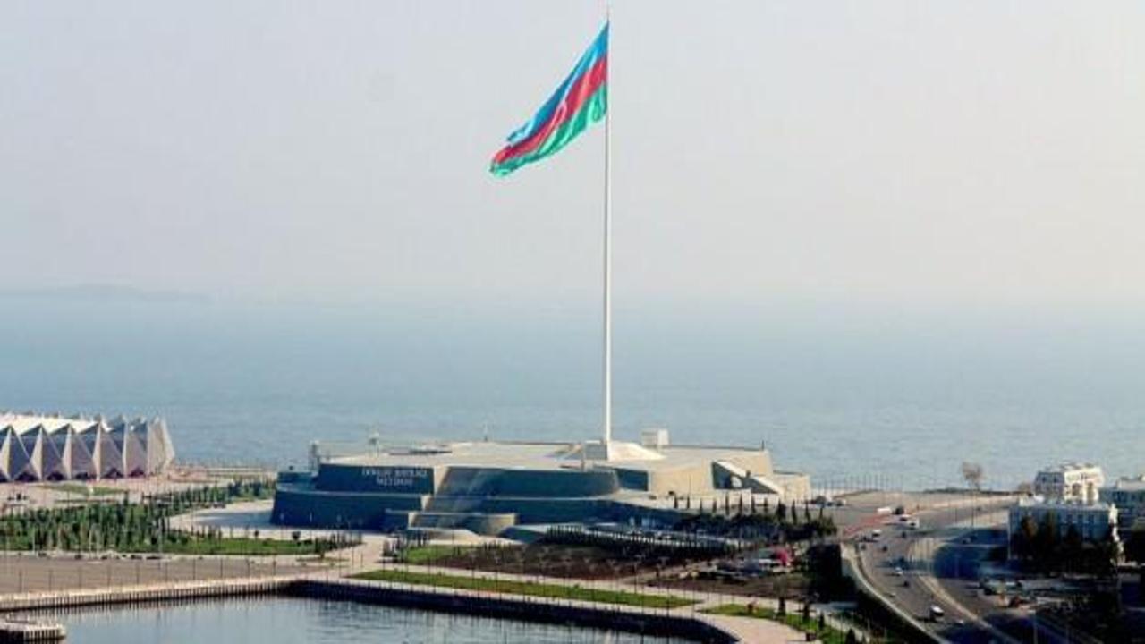 Azerbaycan 2 yıl durdurdu