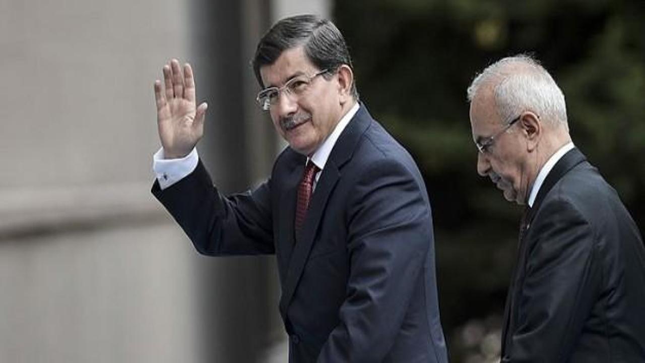 Davutoğlu, Ankara'ya gitti