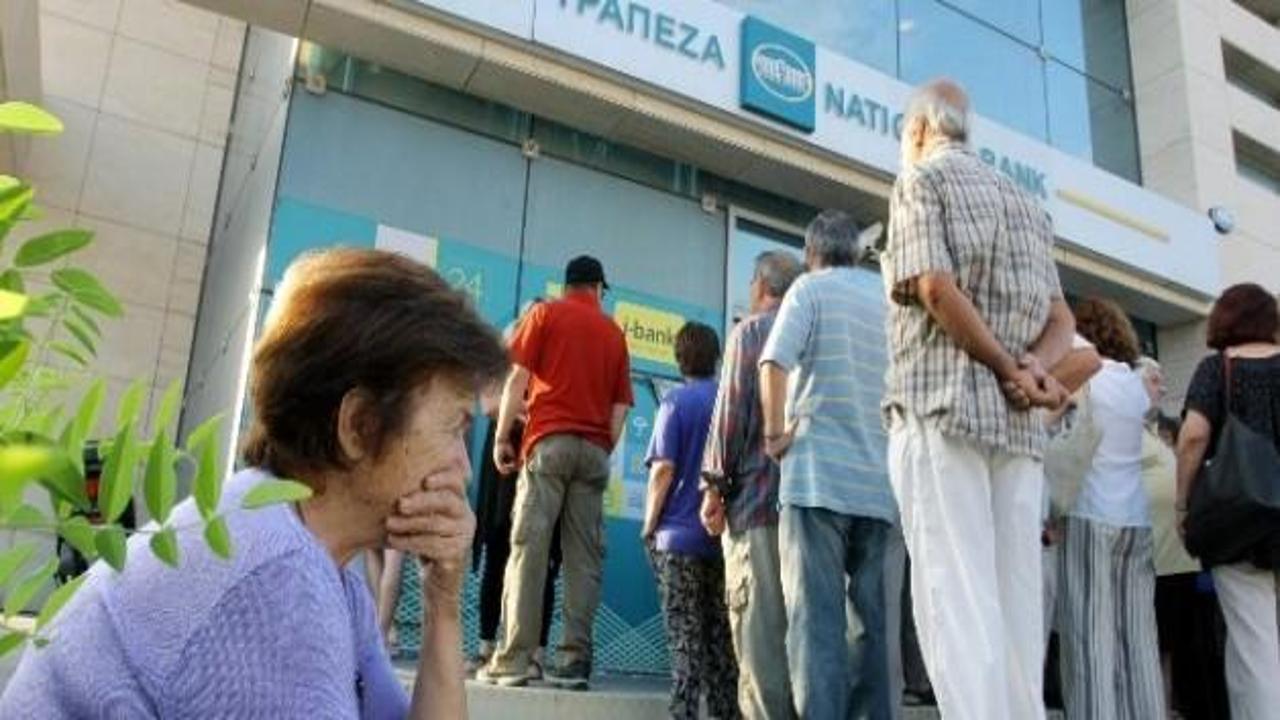 Yunan bankalarından kötü haber: Para tükeniyor