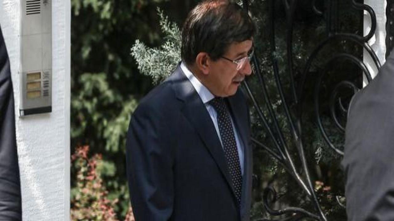 Başbakan Davutoğlu Ankara'ya gitti