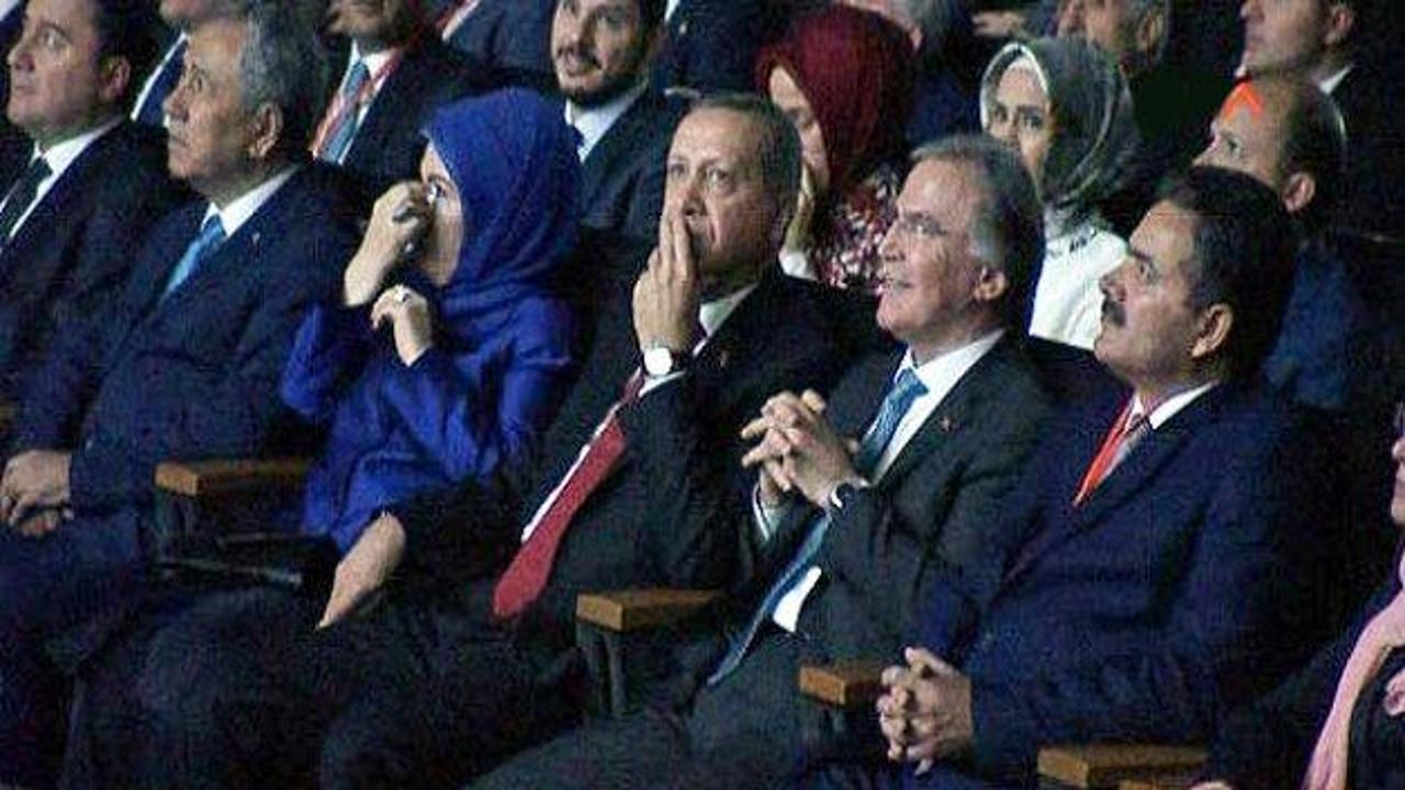 Başbakan Erdoğan belgeseli ağlattı