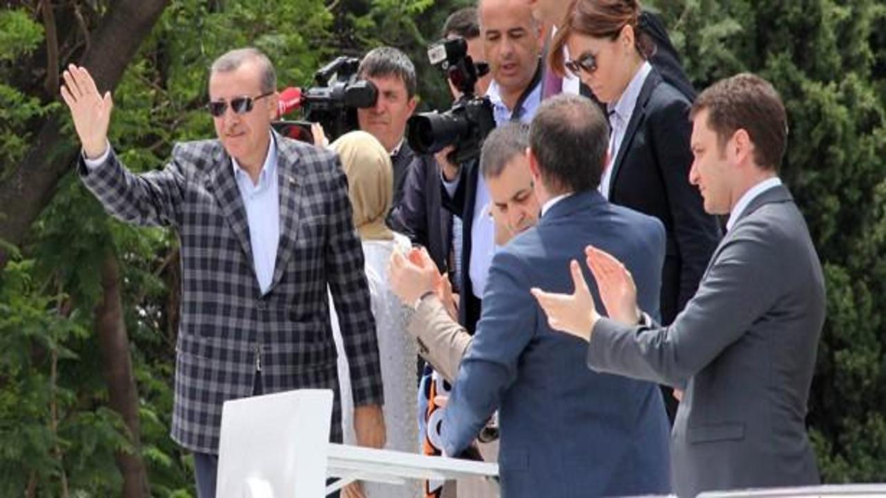 Başbakan Erdoğan'dan seçilme yaşı müjdesi